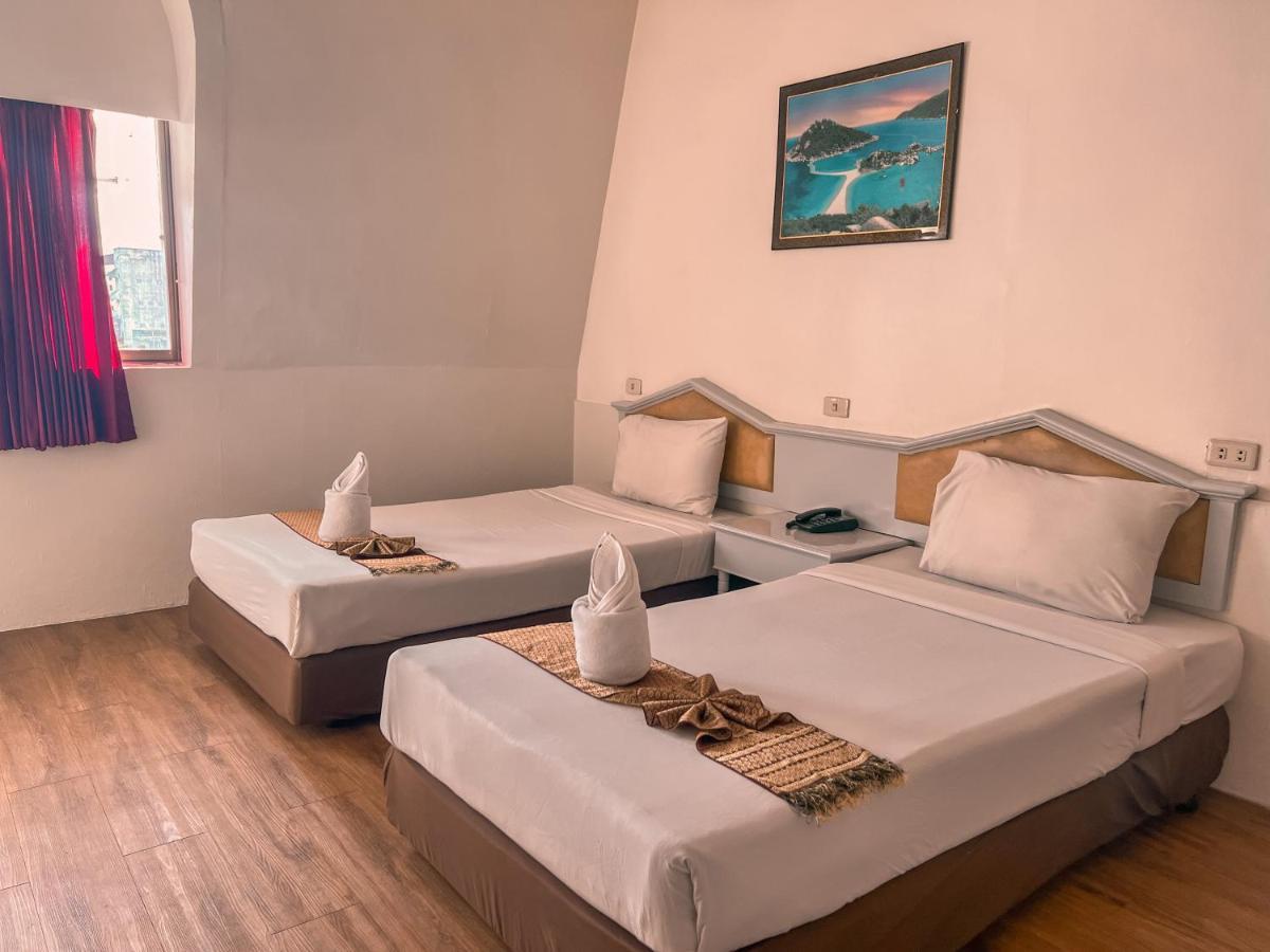 Merlin Grand Hotel Хат Яй Екстериор снимка